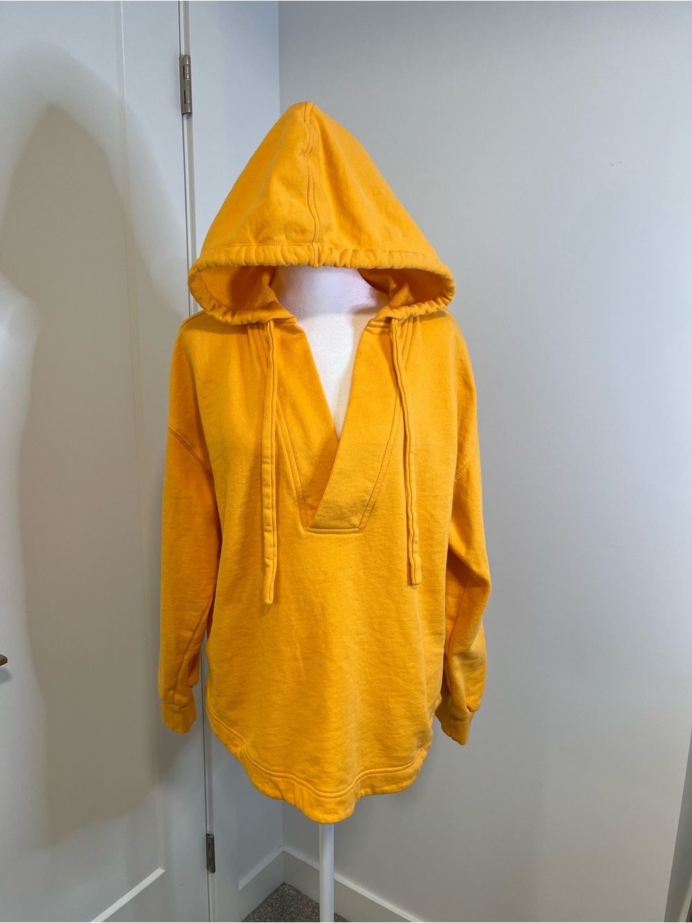 OLD NAVY Yellow/Orange Hooded V-Neck Sweater - FREE SHIPPING on Bundles $95+
